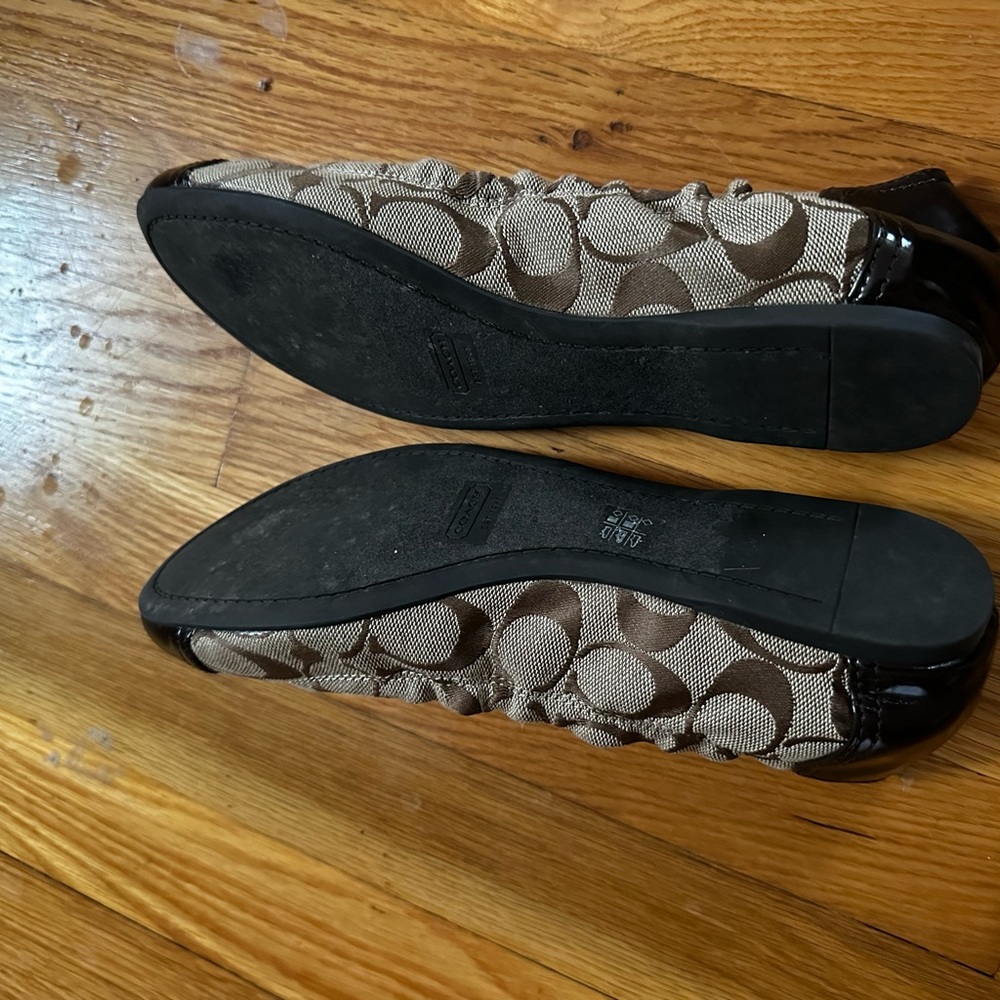 Coach flats - Picture 4 of 4